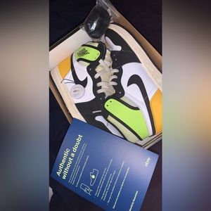 Jordan 1 “volts”